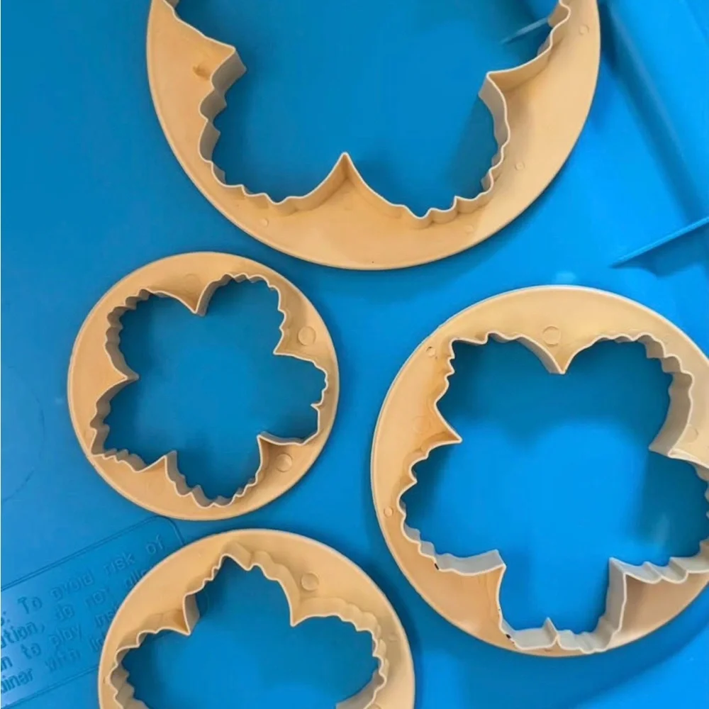 Yellow Flower-Shaped Fondant Cutter Set